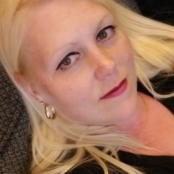 Meet your Posher, Bonnie - Picture 1 of 1